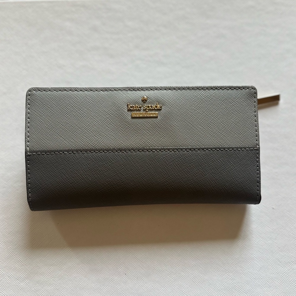Kate Spade Large Slim Bifold Colorblock Grey Leather Wallet